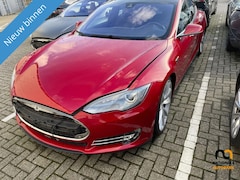 Tesla Model S - 2015 * 85 Performance * 234.D KM