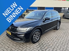 Volkswagen Tiguan - 1.5 TSI Life Business BTW verrb., compleet uitgerust, NL auto, geen beschadigingen, navi,