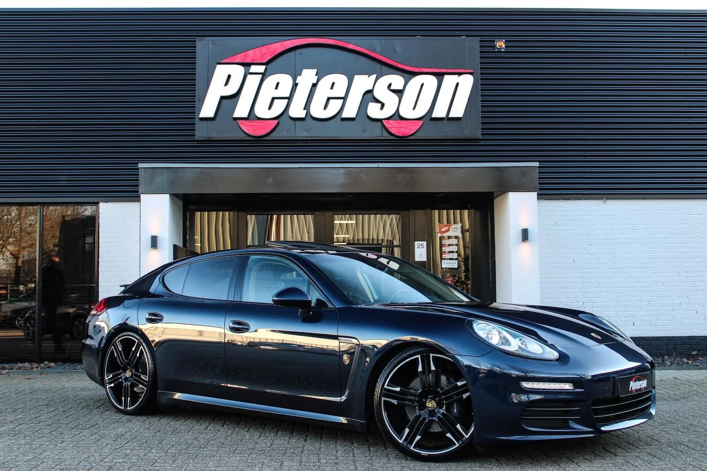 Porsche Panamera - 3.6 FACELIFT PANO NAVI CLIMA CAMERA LEDER - AutoWereld.nl