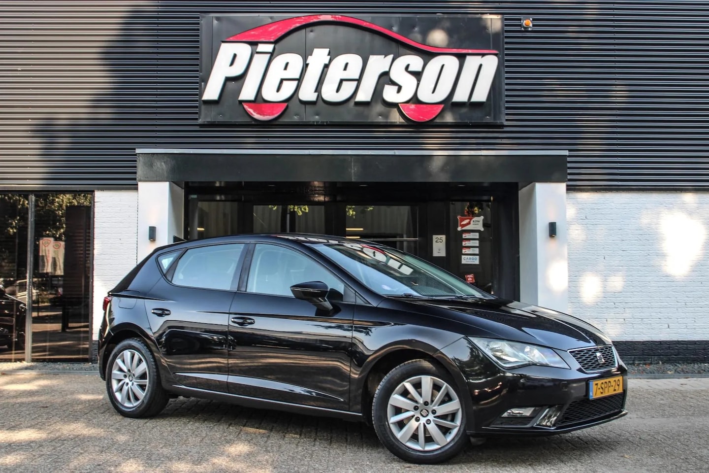 Seat Leon - 1.2 TSI NL-AUTO NAVI CRUISE CONTROL AIRCO - AutoWereld.nl