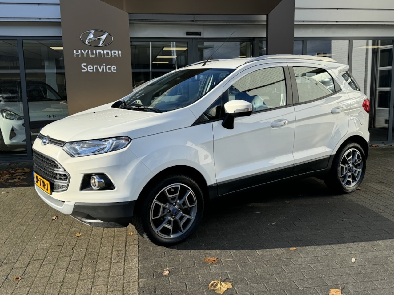 Ford EcoSport - 1.0 EcoBoost Titanium | Navigatie | Cruise control | Airco (auto - AutoWereld.nl