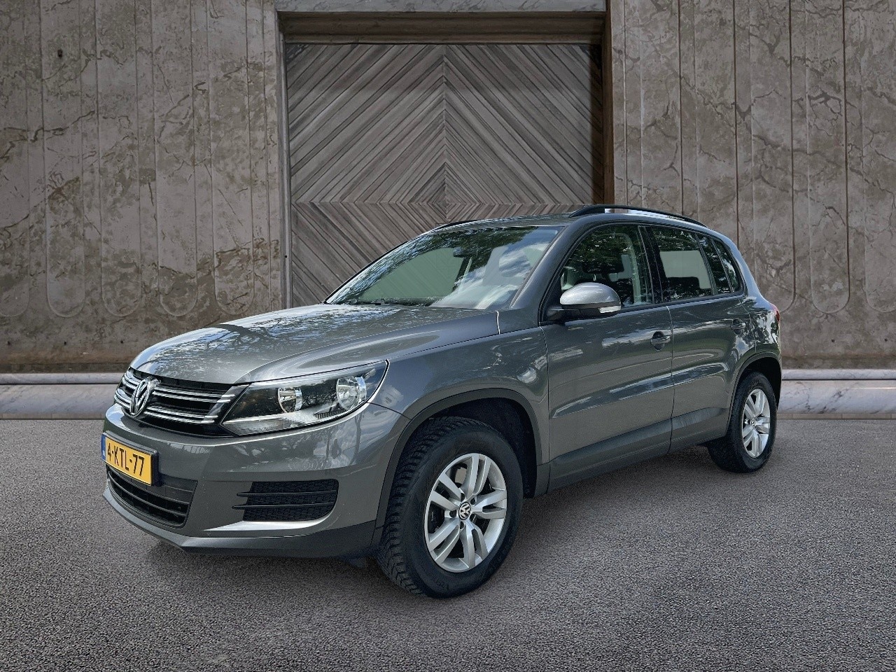 Volkswagen Tiguan - 1.4 TSI Comfort&Design - AutoWereld.nl