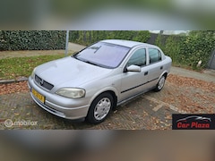 Opel Astra - 1.6 8v 5deurs bj:2002 met apk Airco nette auto