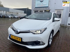 Toyota Auris Touring Sports - 1.8 Hybrid Lease pro