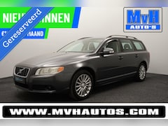 Volvo V70 - 2.0 Momentum|YOUNGTIMER|TREKHAAK|LEER|NAVI|CRUISE