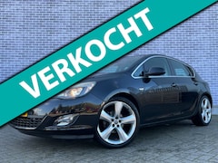 Opel Astra - 1.6 Sport 116PK NL AUTO NAP Navi l Cruise l 19'LMV l Airco l Chrome Dealer OH l TOPSTAAT l