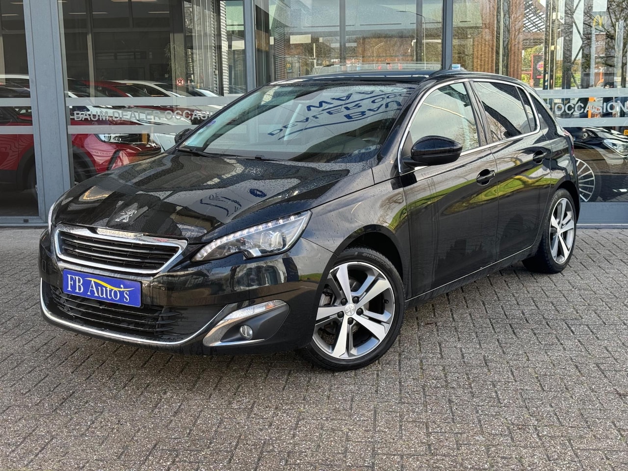 Peugeot 308 - 1.2 PureTech Feline Titane Airco Navi Panodak Leer/Alcantara 130PK - AutoWereld.nl