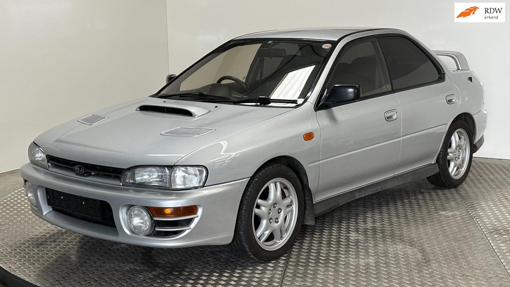 Subaru Impreza - 2.0 555 AWD Turbo JDM Fase ! closedek 260pk gc8 rally colin mcrea - AutoWereld.nl