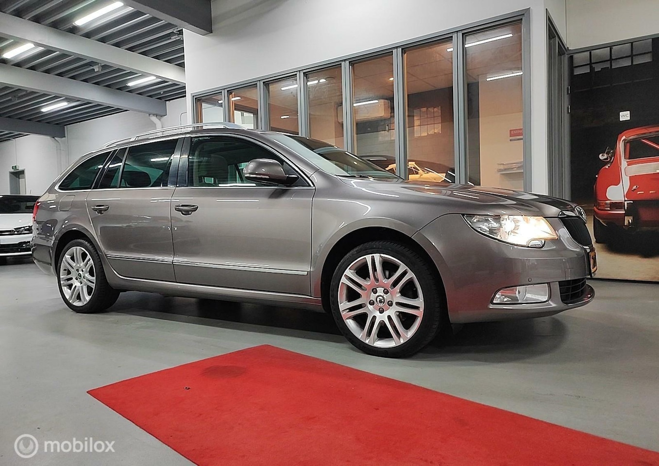 Skoda Superb Combi - 1.8 TSI DSG NAVI STOELVERW. LEER - AutoWereld.nl