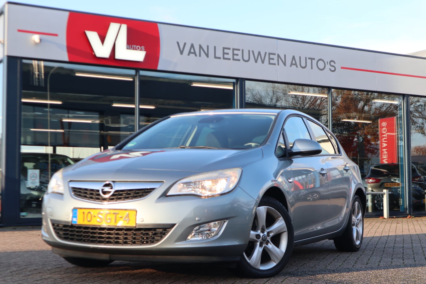 Opel Astra - 1.4 Turbo Edition | Zo mee | Lees Tekst | - AutoWereld.nl