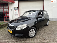 Skoda Fabia - 1.2 Classic NIEUW APK NIEUWE ALL SEASON BANDEN 5 DEUR