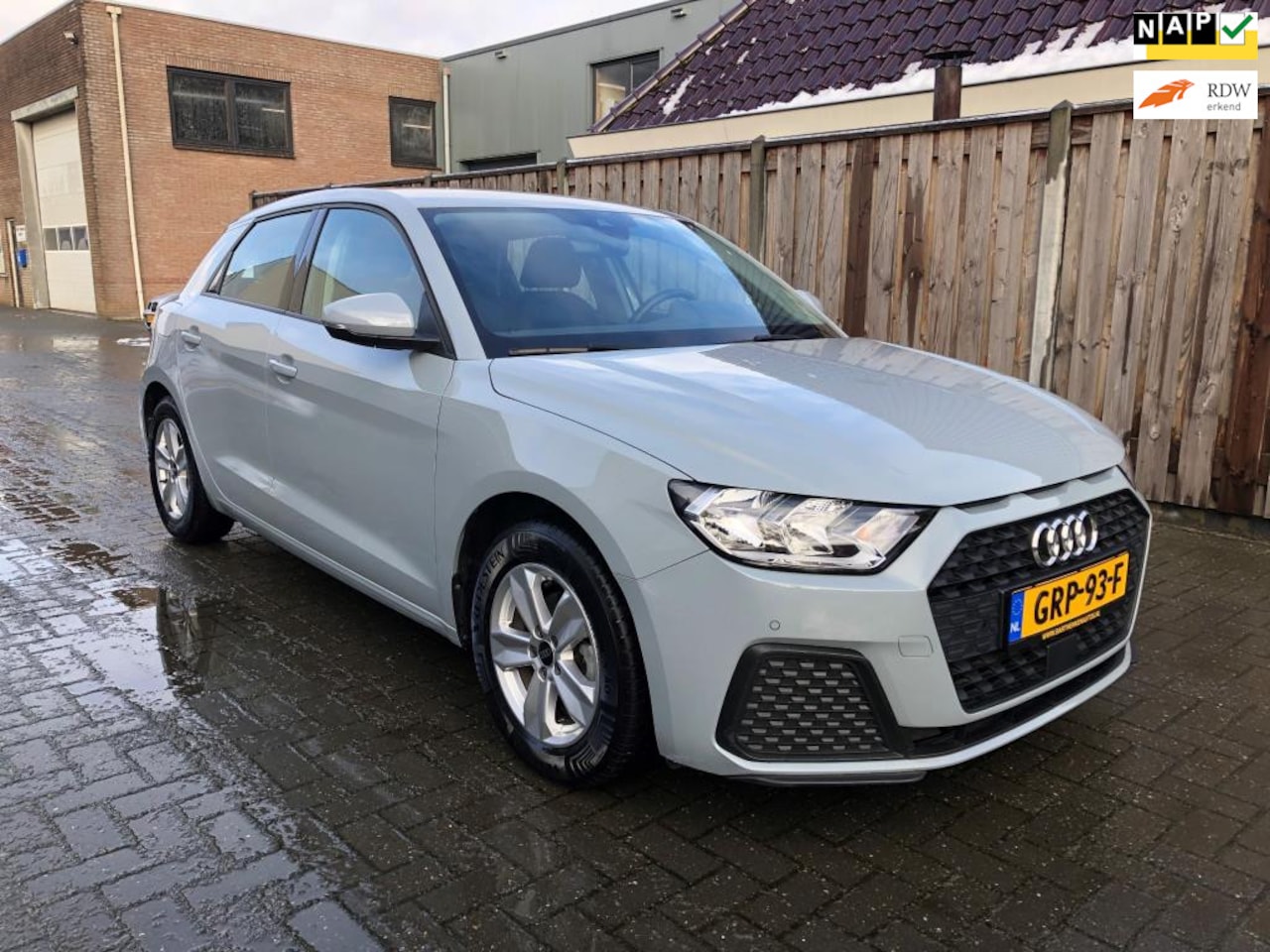 Audi A1 Sportback - 25 TFSI Pro Line virtual dashboard - AutoWereld.nl