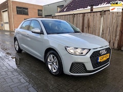 Audi A1 Sportback - 25 TFSI Pro Line virtual dashboard