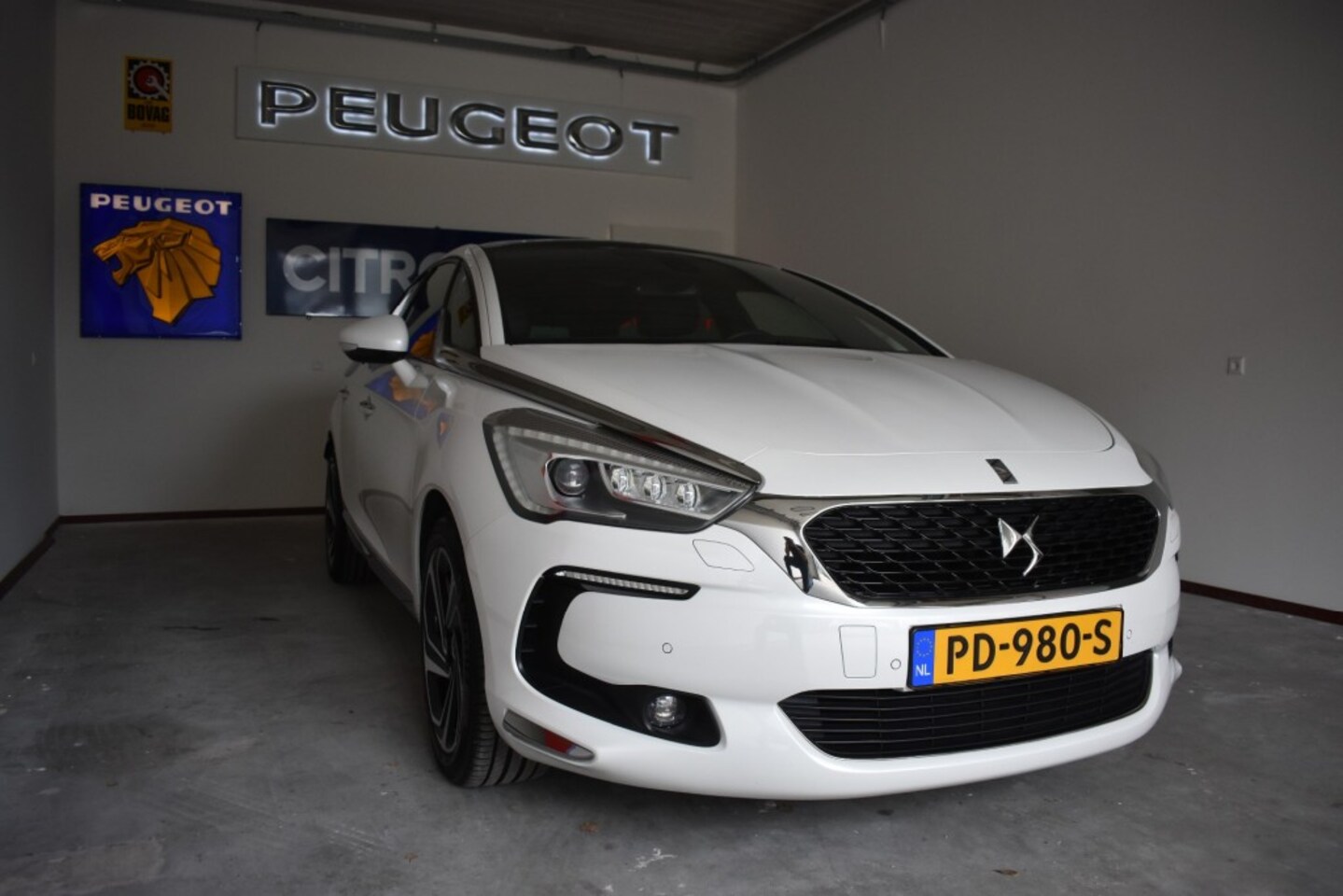 DS 5 - Automaat 1.6 THP Chic 165 PK. - AutoWereld.nl