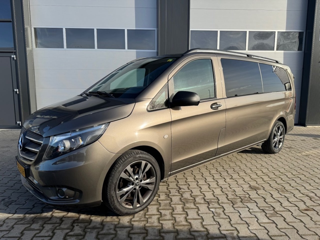 Mercedes-Benz Vito - 116 CDI / EXTRALANG / Automaat / Camera / 17'' LM / Stoelverw - AutoWereld.nl