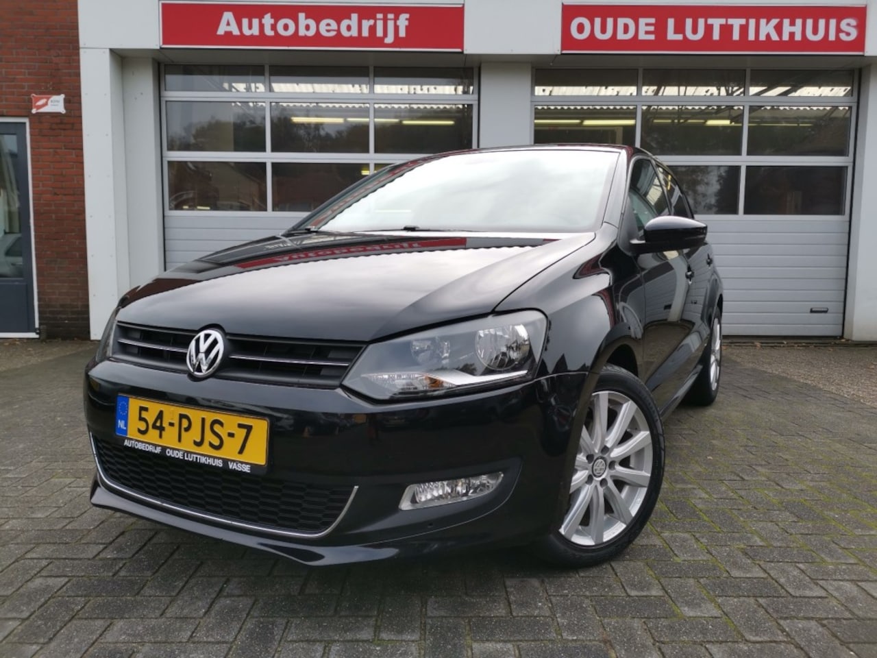 Volkswagen Polo - 1.2TSI 105PK Highline 5drs Cruise Navi Bluetooth - AutoWereld.nl