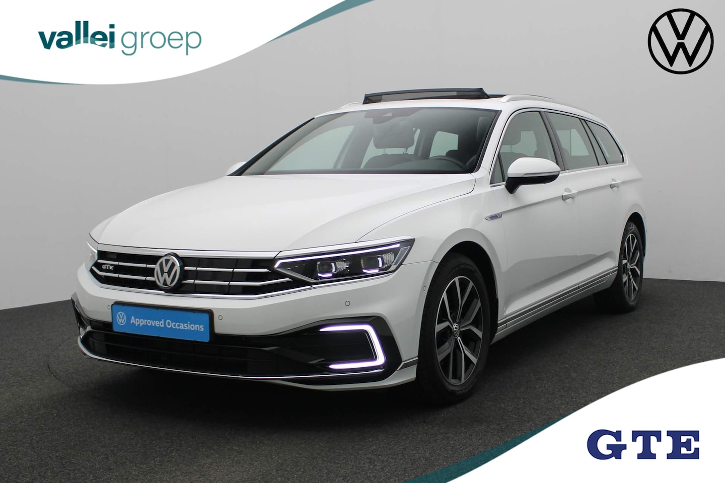 Volkswagen Passat Variant - 1.4 TSI 218PK DSG PHEV GTE Business | Pano | Trekhaak | IQ Light | Leder/alcantara | 360 C - AutoWereld.nl