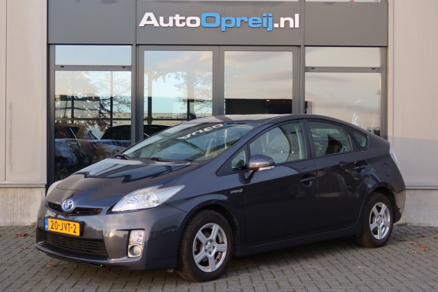 Toyota Prius - 1.8 Aspiration AUTOMAAT Clima, Cruise, 1e eigenaar, Dealer onder - AutoWereld.nl