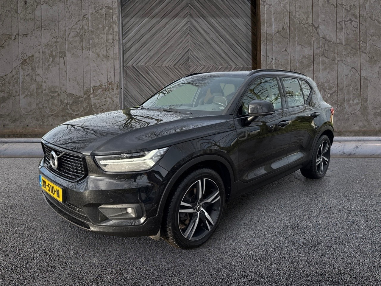 Volvo XC40 - 2.0 D4 AWD R-Design Intro Edition 2.0 D4 AWD R-Design Intro Edition - AutoWereld.nl