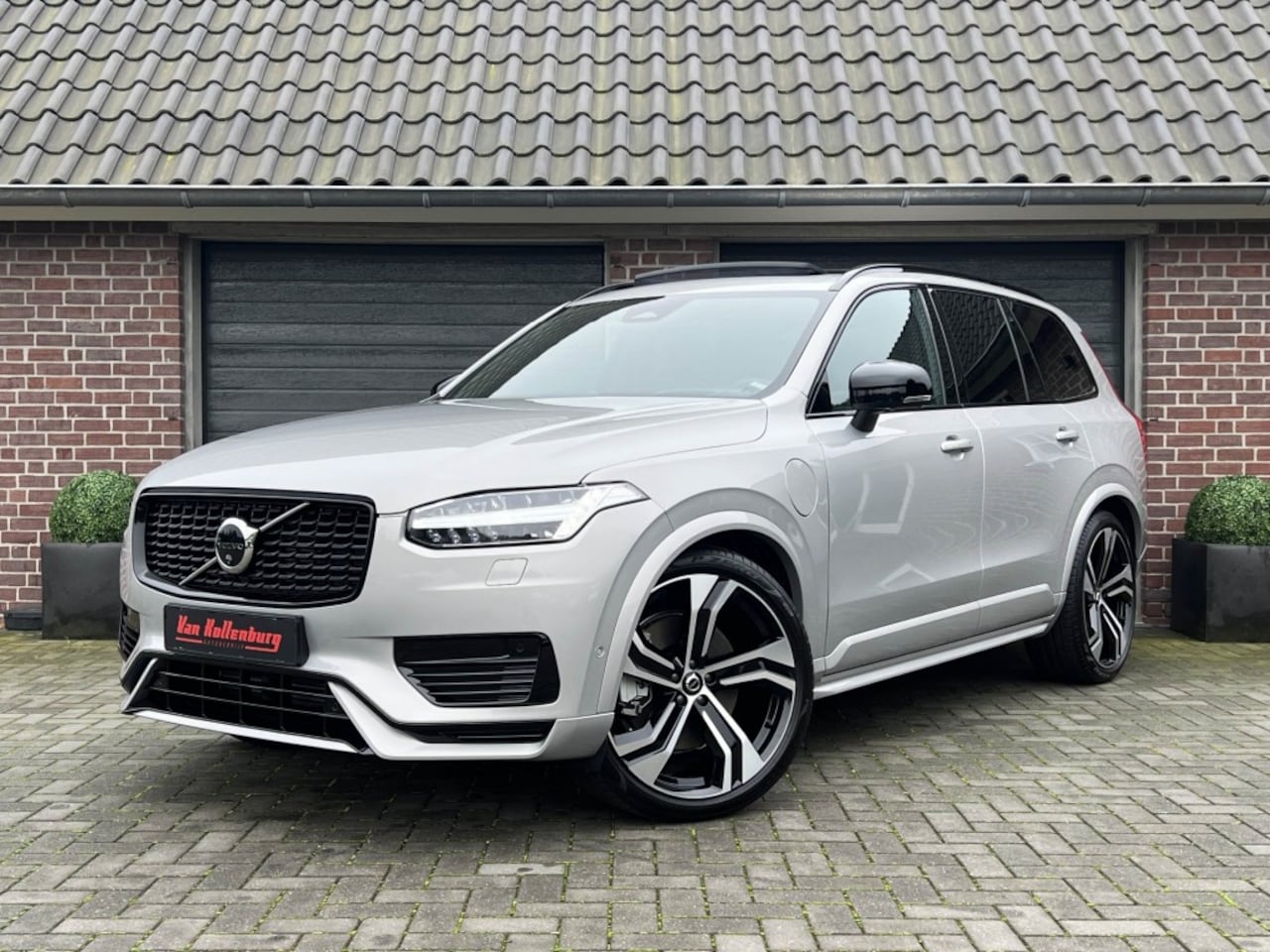 Volvo XC90 - T8 Recharge AWD Ultimate Dark Silver Dawn Lucht Pano 7 Zits Nieu - AutoWereld.nl