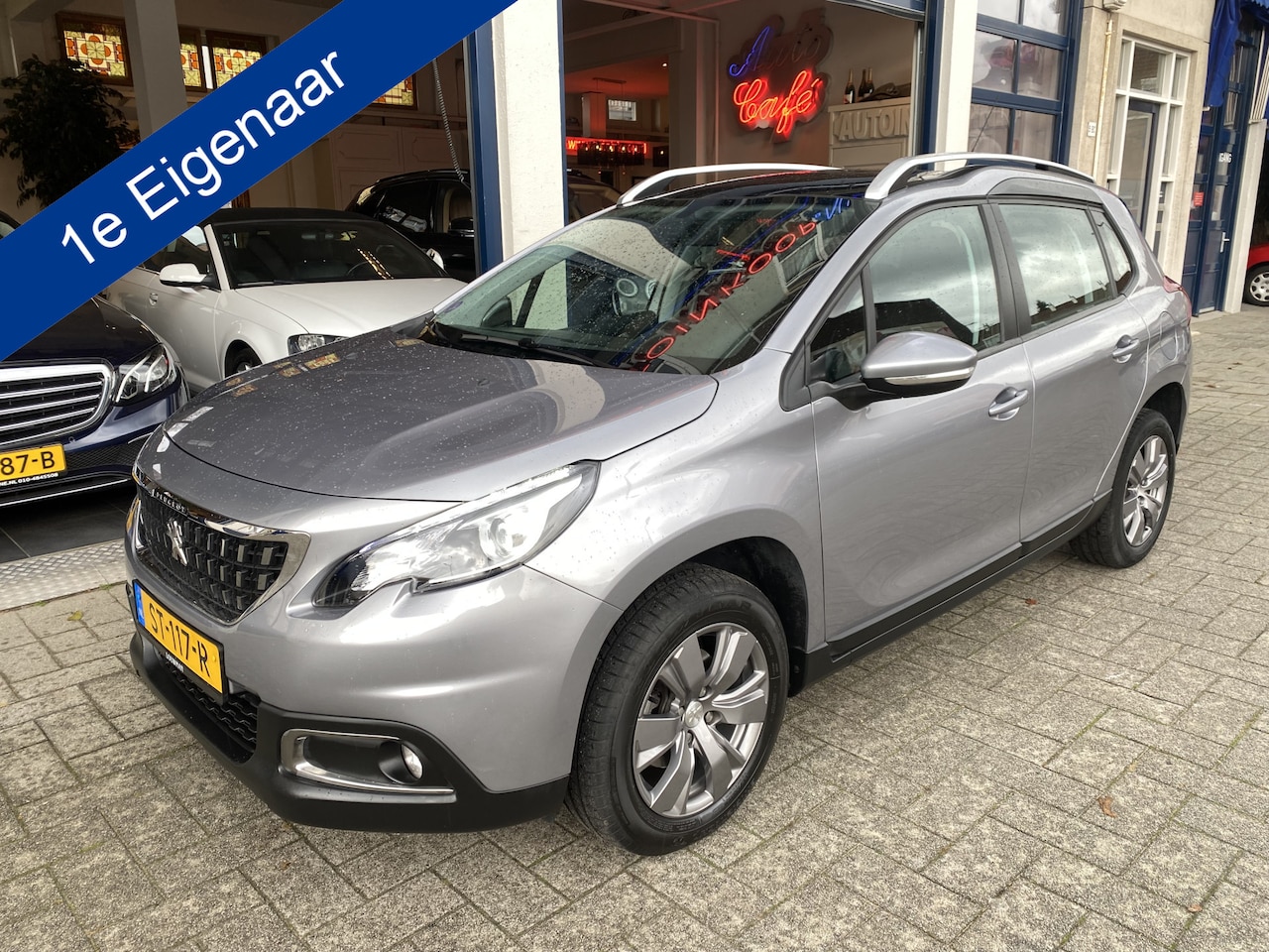 Peugeot 2008 - 1.2 PureTech Blue Lion 1 EIGENAAR DEALER ONDERHOUDEN - AutoWereld.nl