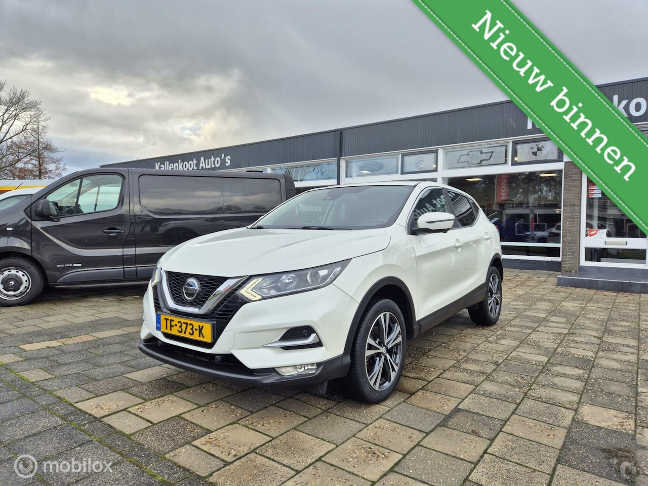 Nissan Qashqai - 1.2 N-Connecta 1.2 N-Connecta, 360 Camera, Trekhaak, Keyless - AutoWereld.nl