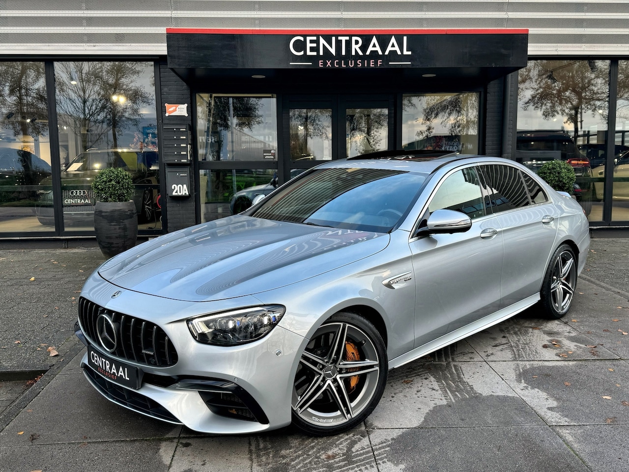 Mercedes-Benz E-klasse - AMG 63 S 4MATIC+ 612PK|Keramisch|Burmester|Keyless|Memory|Multibeam|360Camera - AutoWereld.nl