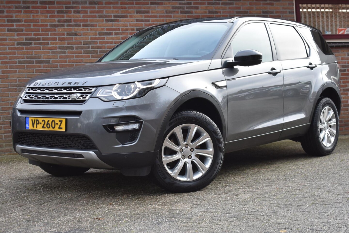 Land Rover Discovery Sport - '15 Navi Clima Cruise Inruil mogelijk - AutoWereld.nl