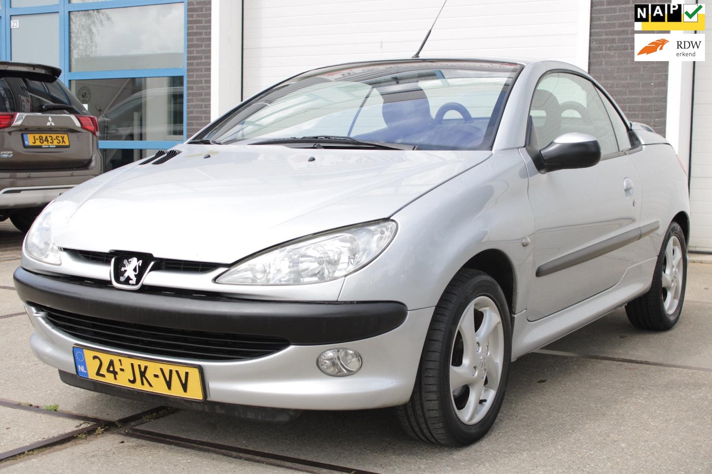 Peugeot 206 CC - 1.6-16V | Airco | Elec ramen - AutoWereld.nl