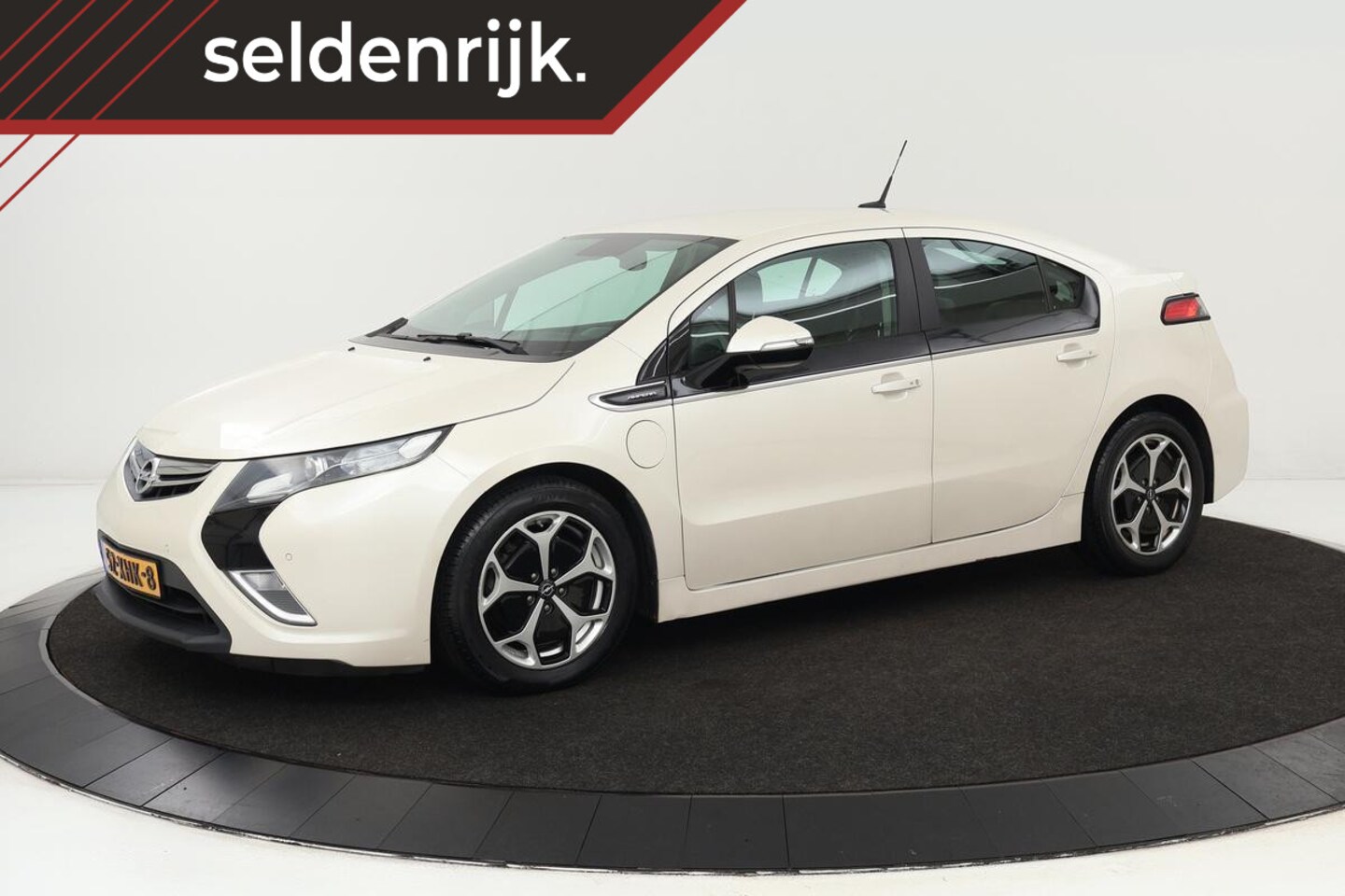 Opel Ampera - 1.4 PHEV | Camera | Navigatie | DAB+ | Leder | Stoelverwarming | PDC | Keyless | Bluetooth - AutoWereld.nl