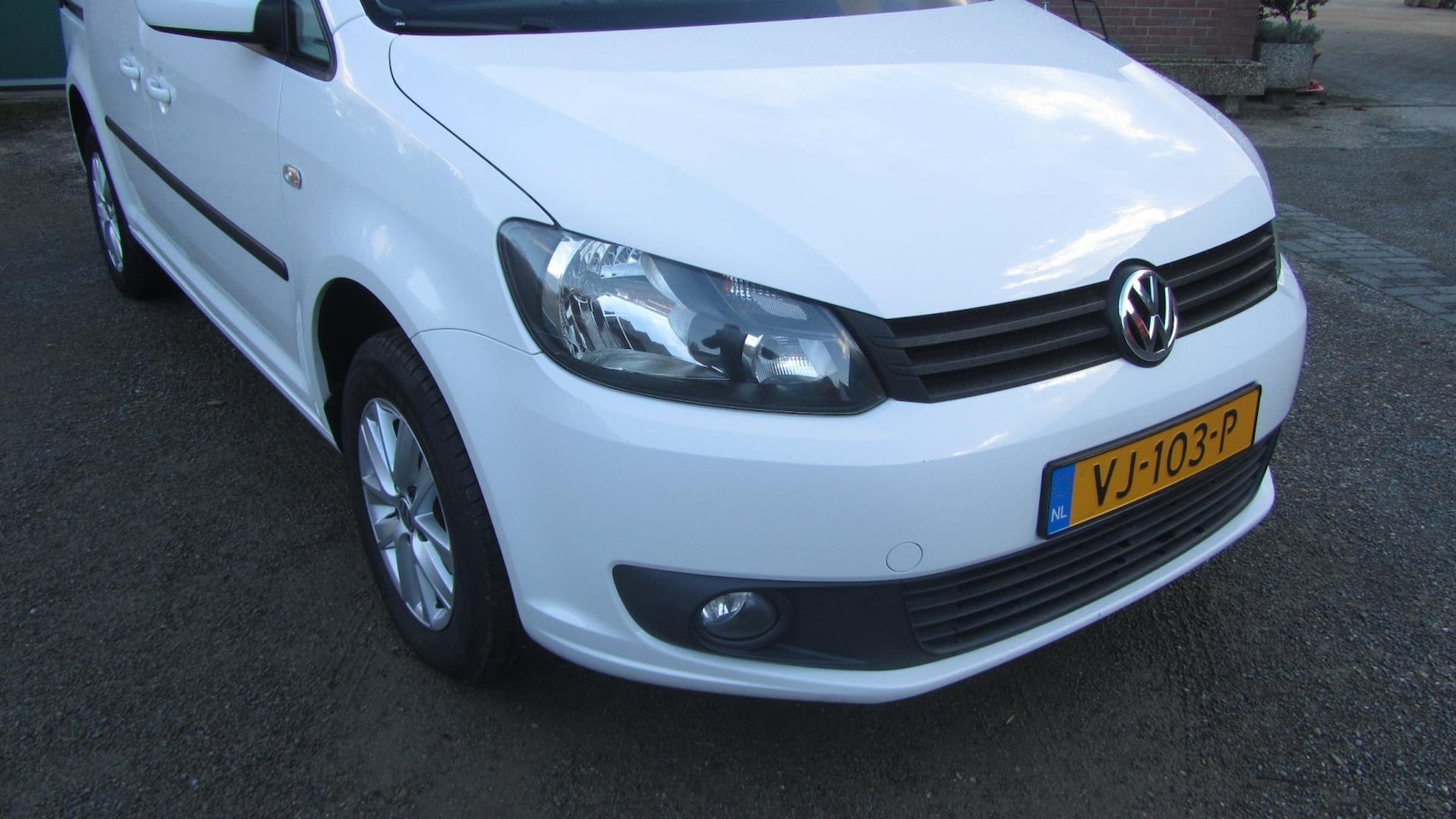 Volkswagen Caddy - 1.6 TDI BMT - AutoWereld.nl