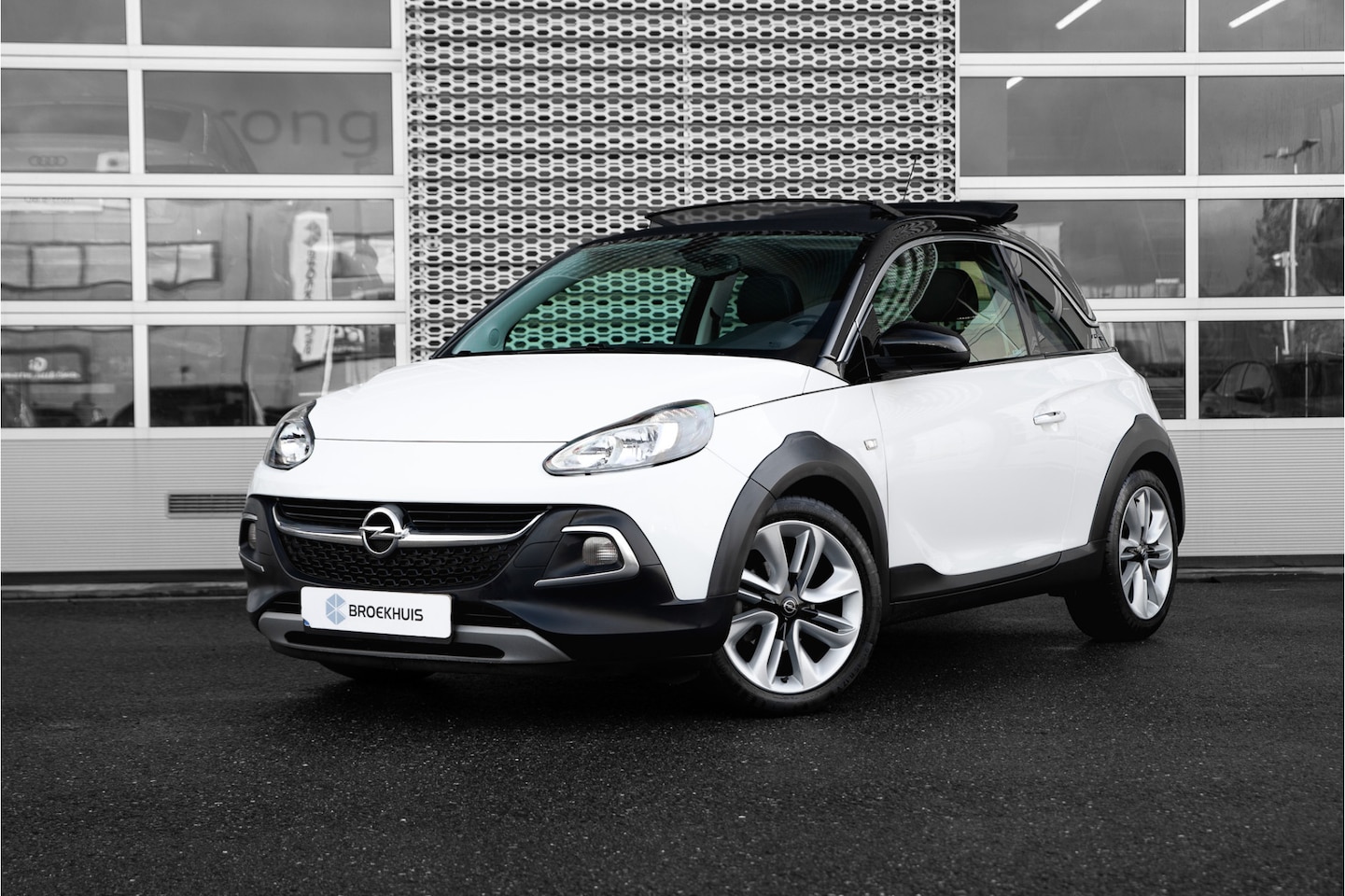 Opel ADAM - 1.0 Turbo Rocks | Panoramadak | - AutoWereld.nl