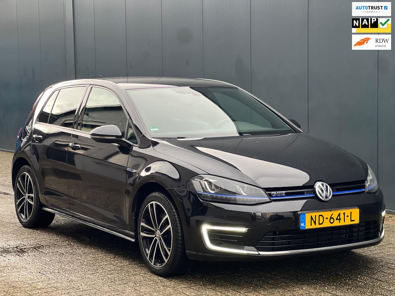 Volkswagen Golf - 1.4 TSI GTE Navi|PDC V+A|2 Kabels|Boekjes volledig! - AutoWereld.nl