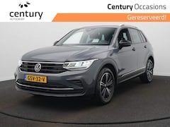 Volkswagen Tiguan - 1.4 TSI eHybrid Life Business+ DSG / Camera / Elek. Klep / HUD / Sfeerverlichting