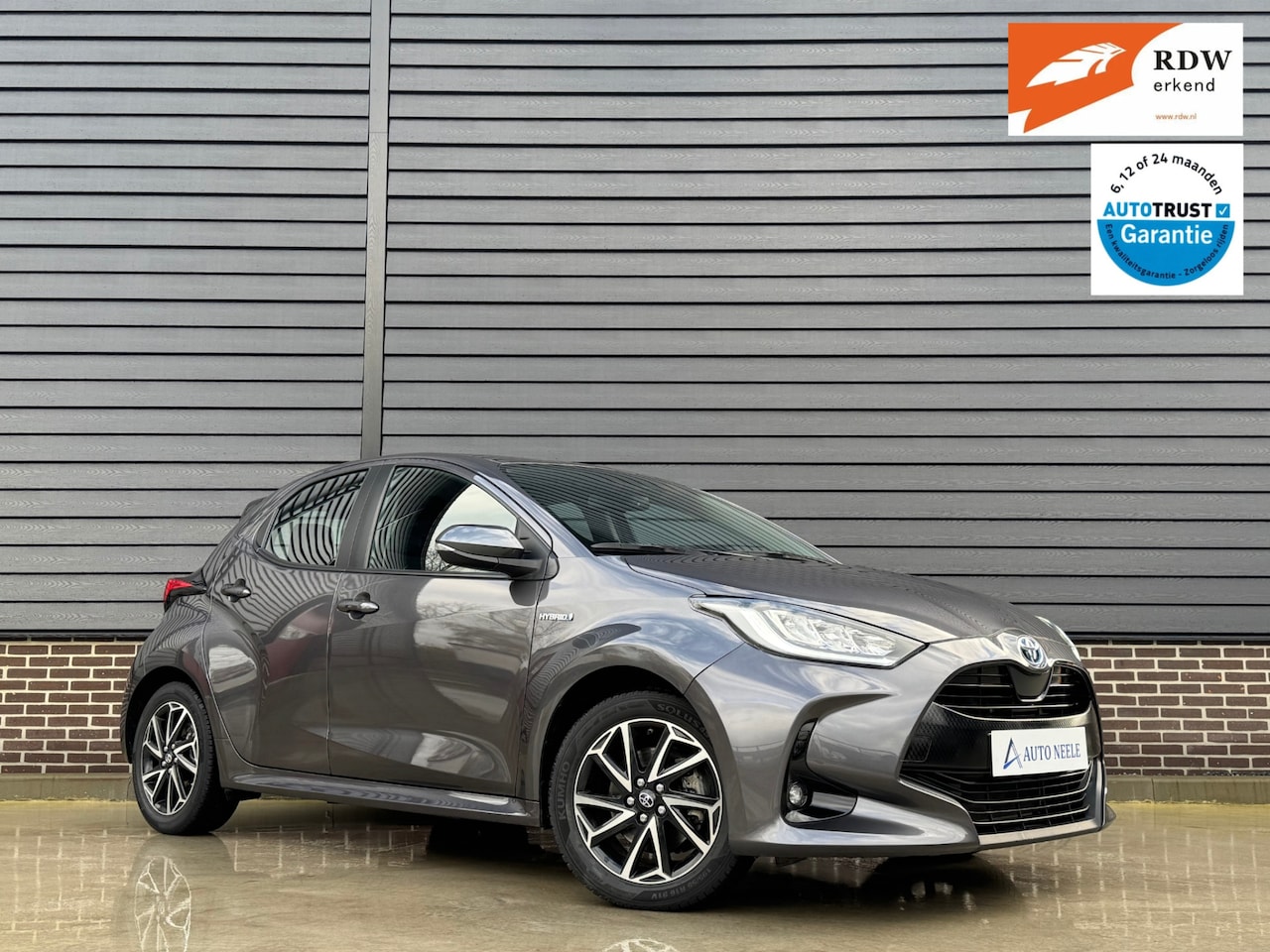 Toyota Yaris - 1.5 Hybrid Dynamic Keyless, Carplay, ACC, Stoelverwarming - AutoWereld.nl