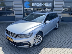 Volkswagen Passat Variant - 1.4TSI 218 pk PHEV GTE Business | Schuifdak | Cruise control adaptief |