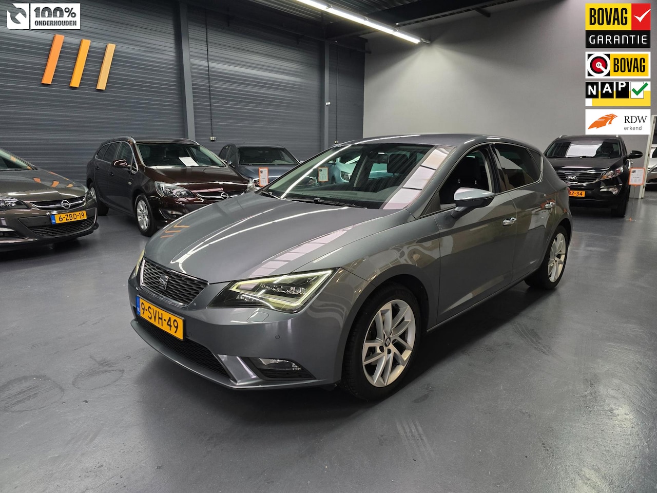 Seat Leon - 2.0 TDI Style Business AUTOMAAT CARPLAY LED STOEL VERWARMING NAP NL AUTO - AutoWereld.nl