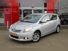 Toyota Verso - 1.8 VVT-i Aspiration | Trekhaak | 1500kg Trekgew. | Cruise Contr