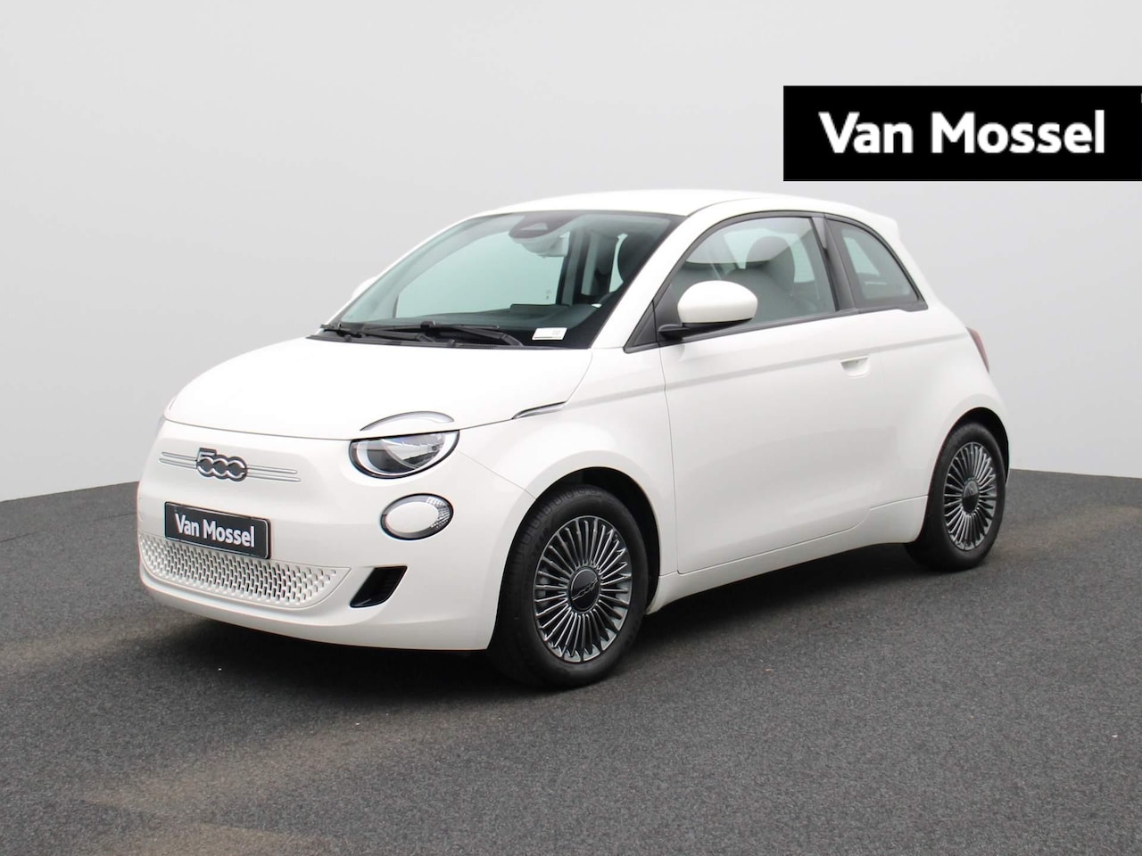 Fiat 500e - 3+1 Icon 42 kWh | Navi | ECC | PDC | LMV | - AutoWereld.nl