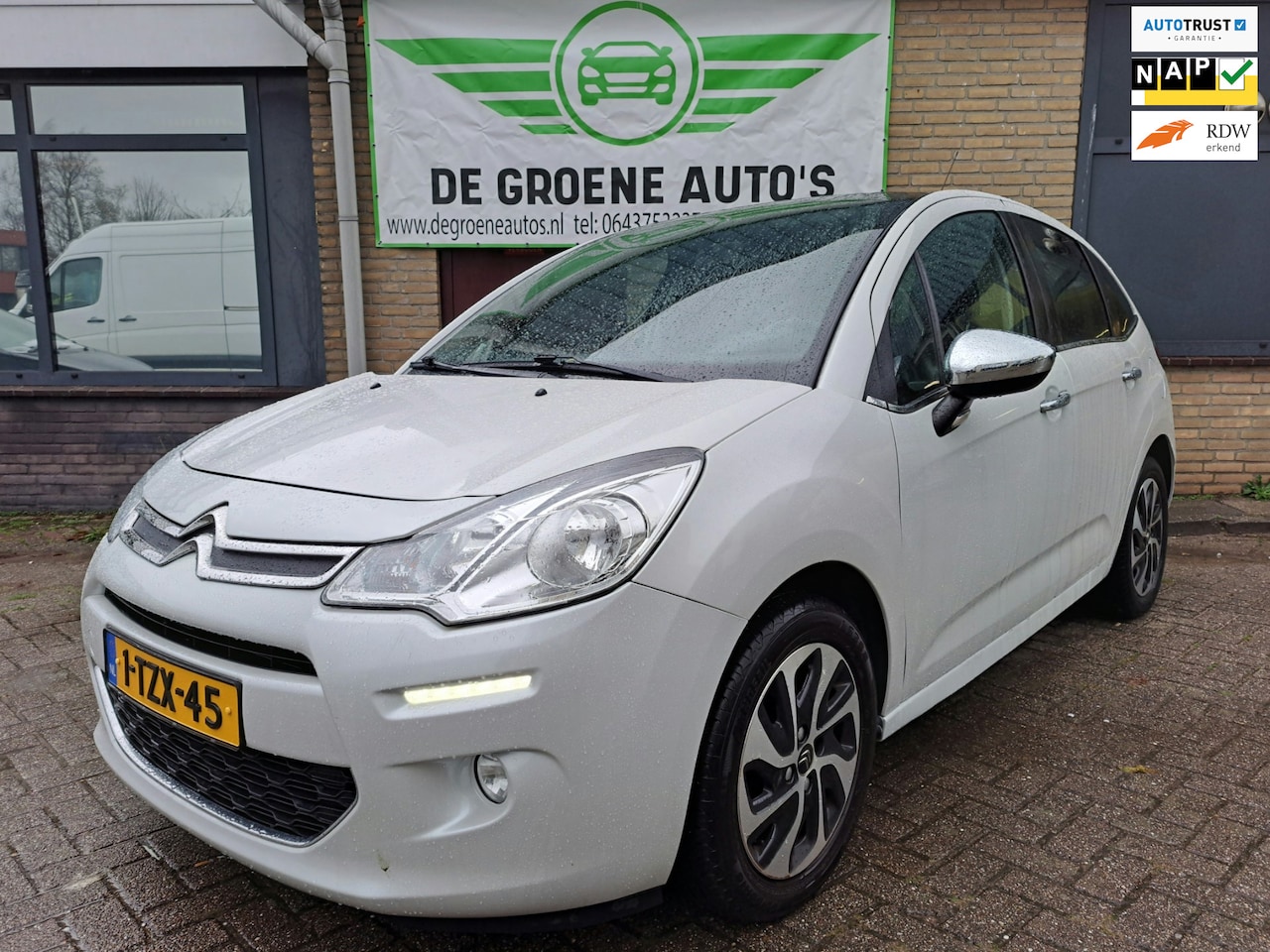 Citroën C3 - 1.2 PureTech Collection | Automaat | Navigatie - AutoWereld.nl