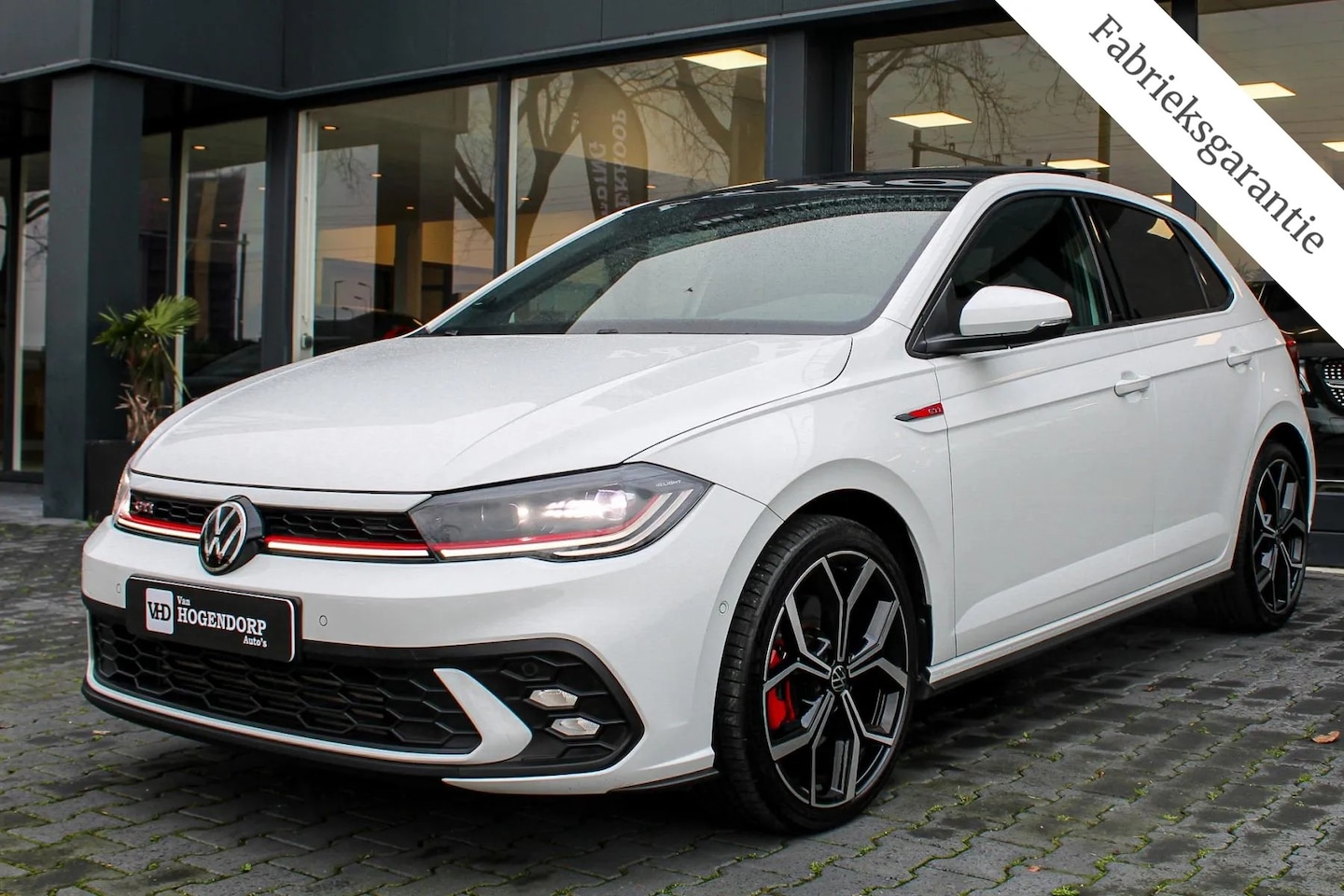 Volkswagen Polo - 2.0 TSI GTI PANO NAVI LED DSG BEATS - AutoWereld.nl