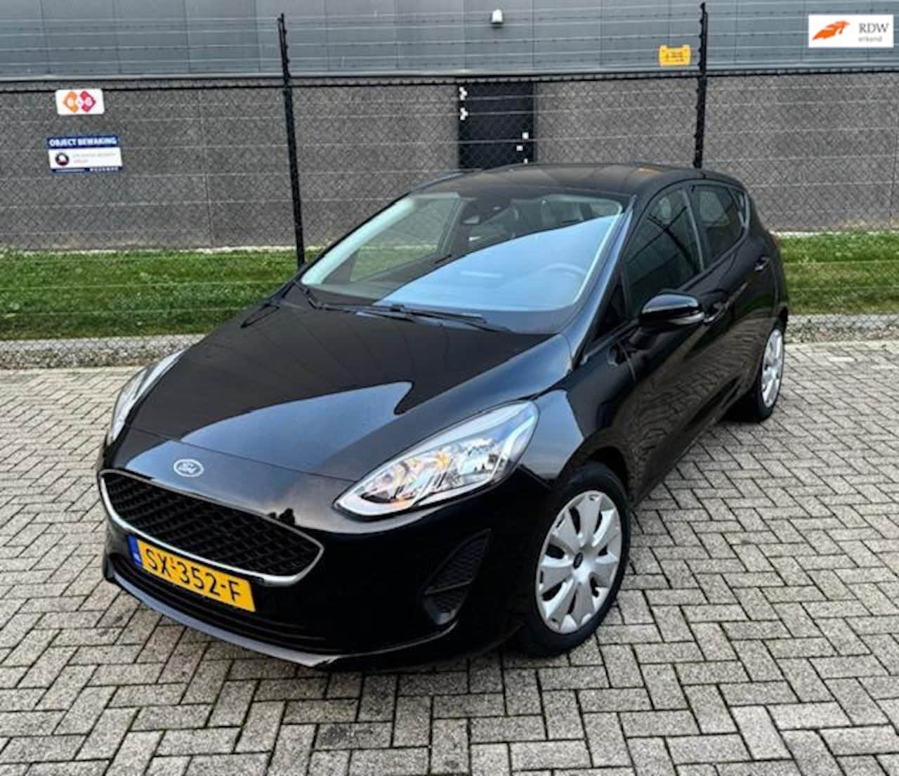 Ford Fiesta - 1.1 Trend *NAVIGATIE-AIRCO-PDC* - AutoWereld.nl