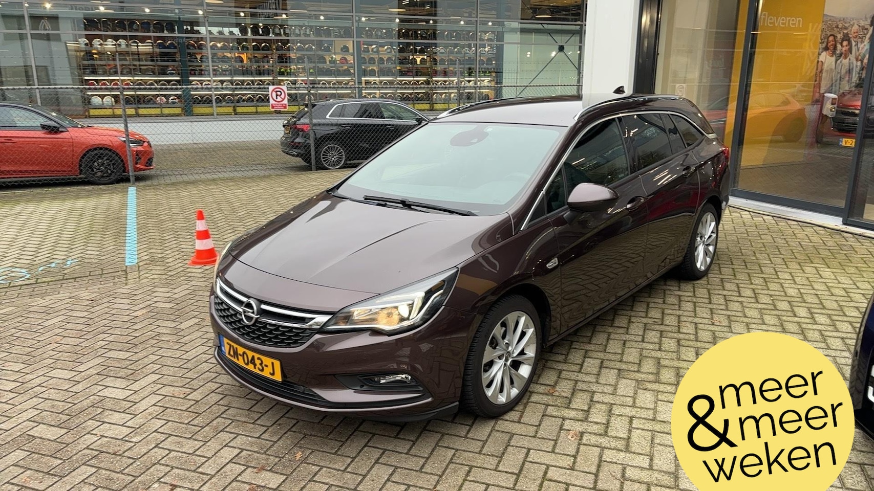 Opel Astra Sports Tourer - 1.4 Innovation | Navigatiesysteem | Automatische airconditioning | Parkeersensoren - AutoWereld.nl