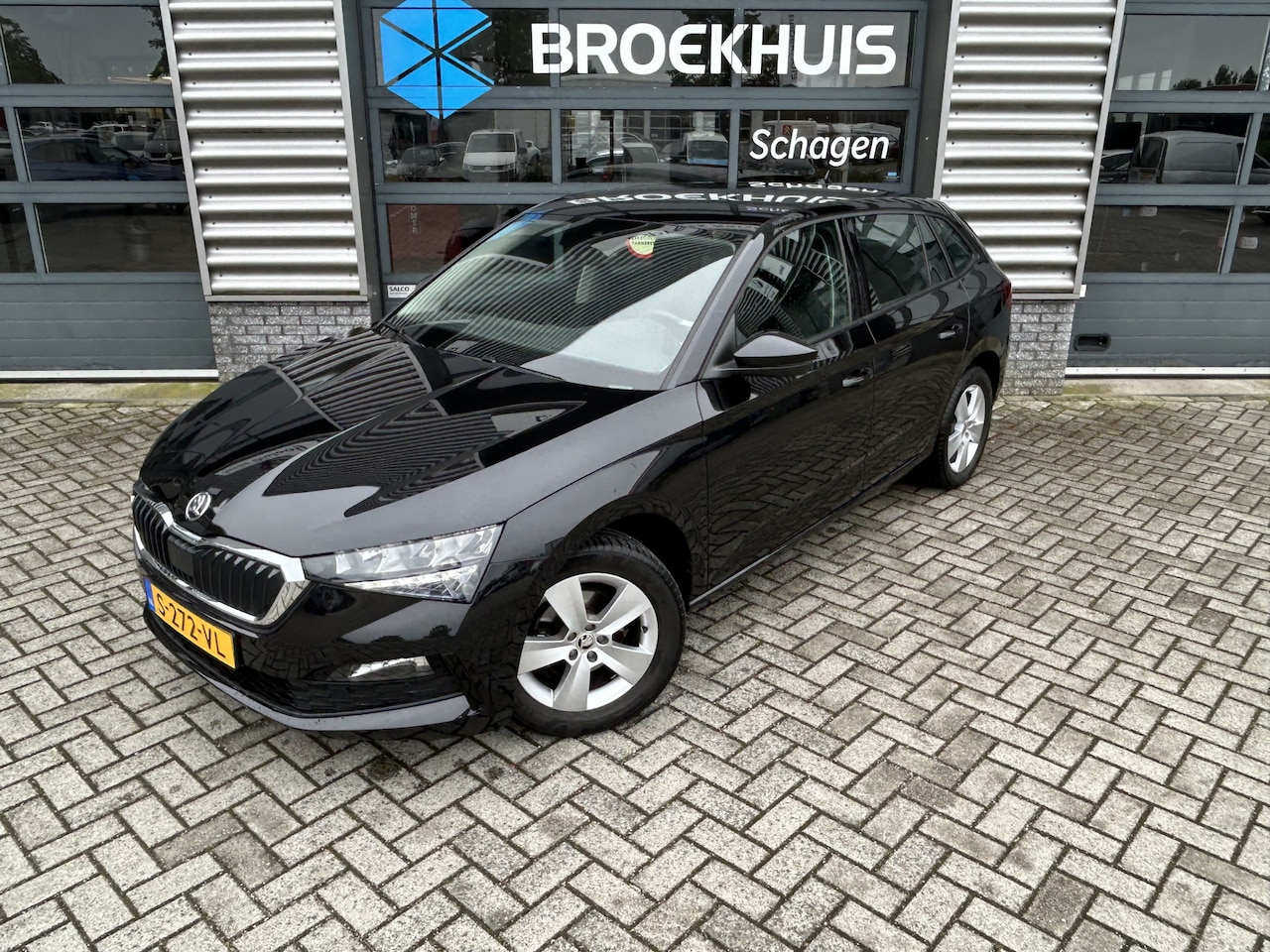 Skoda Scala - 1.0 TSI 110 pk Ambition | Navi by app | Dab | Airco - AutoWereld.nl