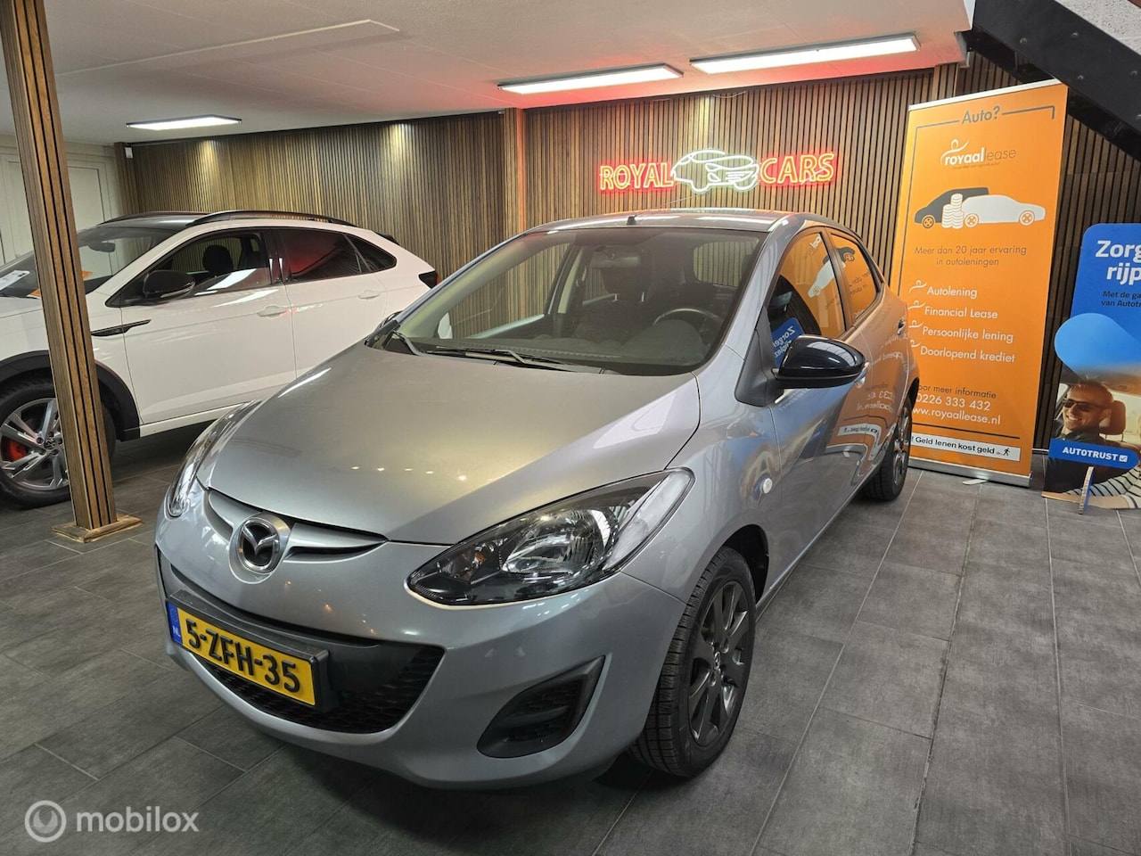 Mazda 2 - 1.3 Color Edition / Airco / INCLUSIEF JAAR APK - AutoWereld.nl