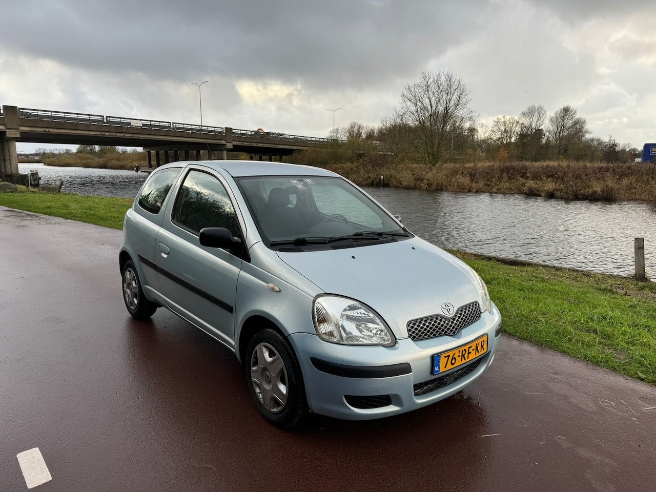 Toyota Yaris - 1.0 VVT-i Idols MMT|Automaat|Airco|NW APK| - AutoWereld.nl