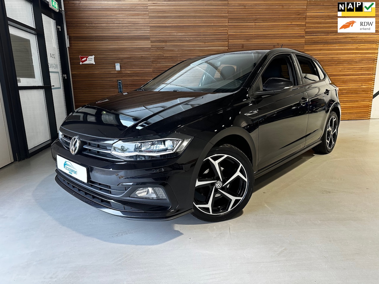 Volkswagen Polo - 1.0 TSI Executive Business 3 x R line | Virtual | PDC | Carplay | NAVI | Cruise | Full LED - AutoWereld.nl