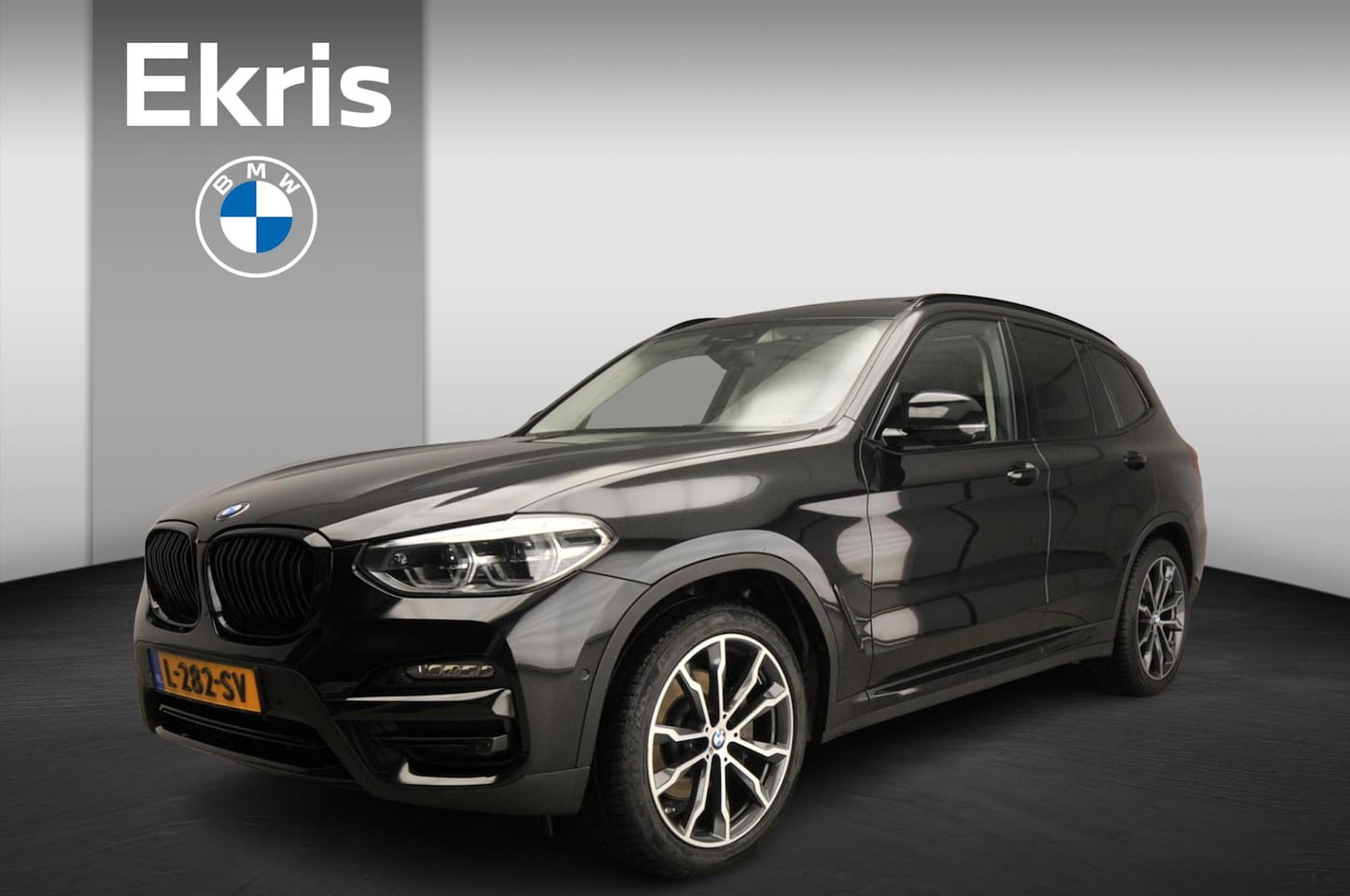 BMW X3 - xDrive30i | LED | Leder | HUD | Trekhaak | Schuifdak | Elektr. zetels | Chrome line | Harm - AutoWereld.nl