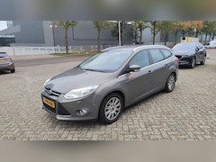 Ford Focus Wagon - 1.6 EcoBoost First Edition LEES ADVERTENTIE