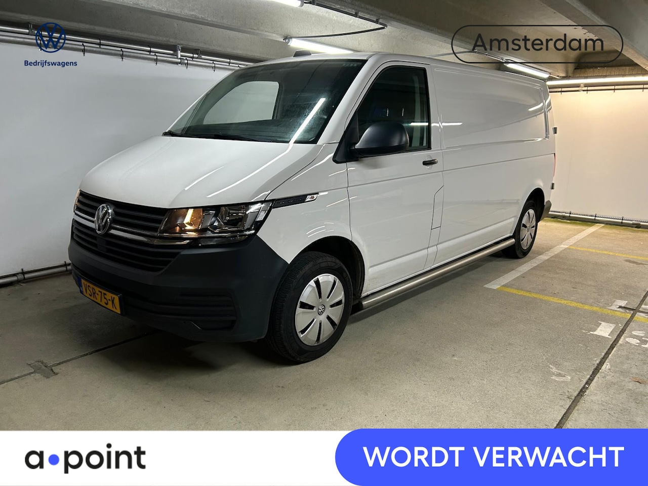 Volkswagen Transporter - 2.0 TDI L2H1 28 Economy Business 110PK | Trekhaak | Parkeersensoren | Bijrijdersbank | Bet - AutoWereld.nl